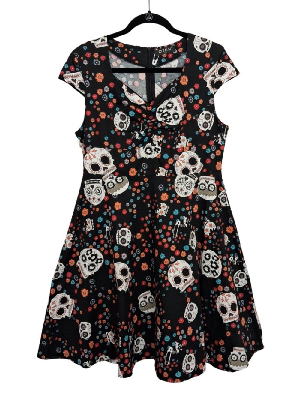 OTEN Sugar Skull Retro Dress Fit and Flare Floral Goth Black Colorful 2XL